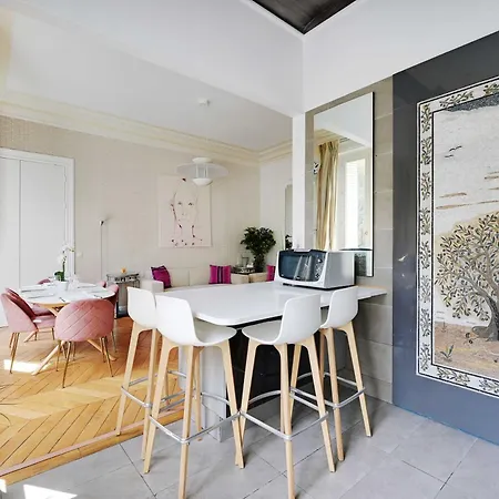 公寓 Charming 2br 4p - Georges V Champs-a‰lysaes *